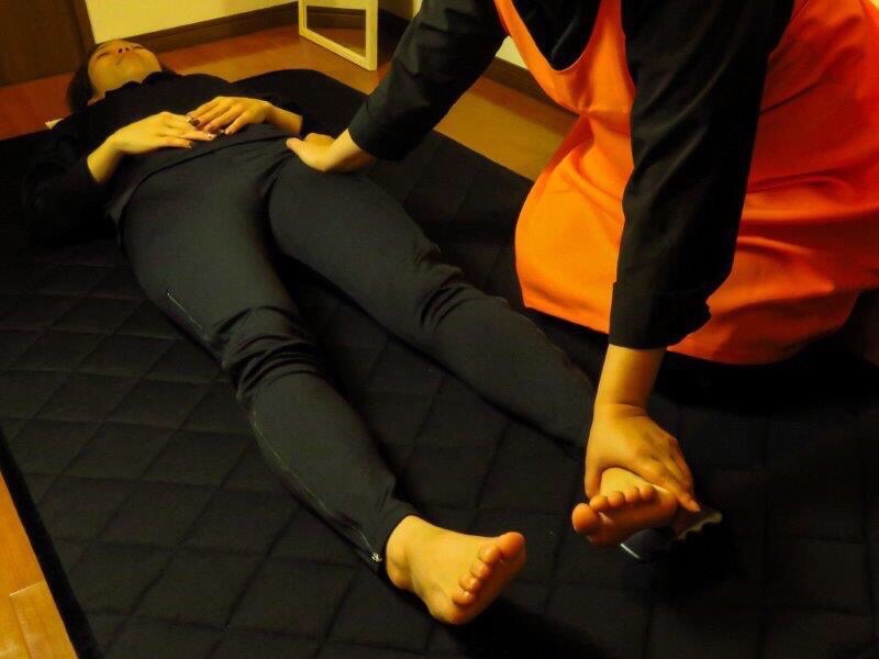 ストレッチでむくみ解消